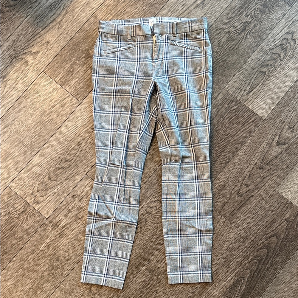 GAP Women's Checkered Trousers in Gray